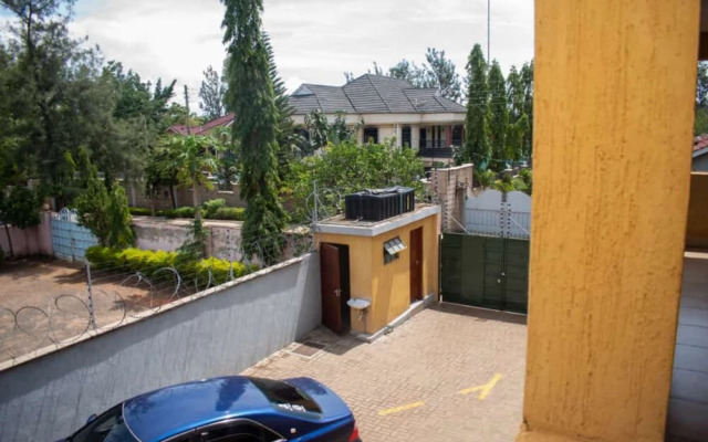Roam Apartment Bed and Breakfast Kisumu
