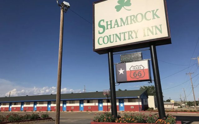 Shamrock Country Inn
