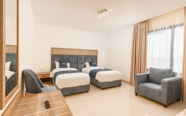 Golden Pillar Hotel