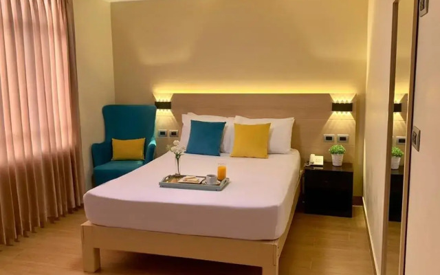 Acuario Hotel & Suites