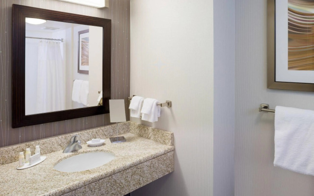 Courtyard by Marriott Providence Downtown