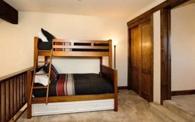 SnowCreek The Lodges