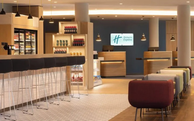 Holiday Inn Express Brussels Airport