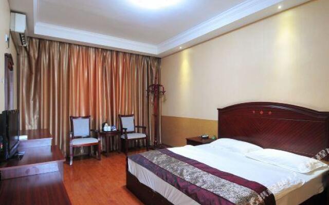 Jinchu Business Hotel