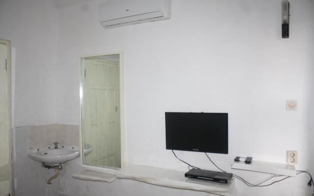 Gusti Homestay Bali