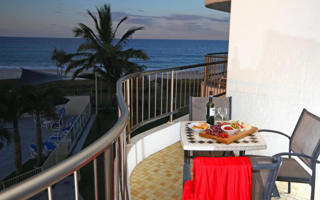 San Simeon Apartments