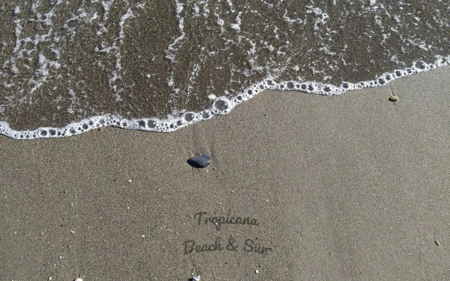 Tropicana Beach & Sun