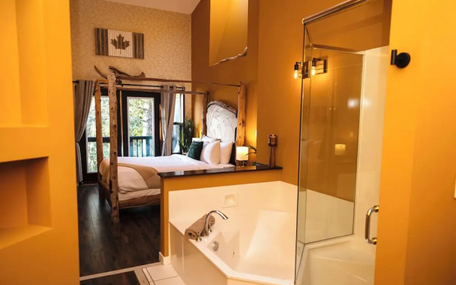 Secluded Oceanfront - Upstairs