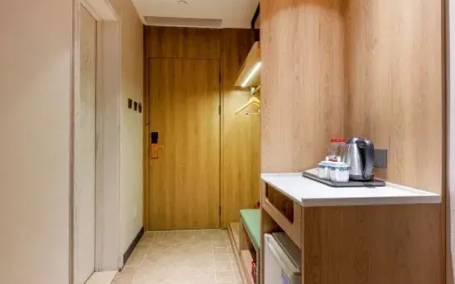 Beidaihe Yuehua Hotel(Tiger Stone Bath Shop)