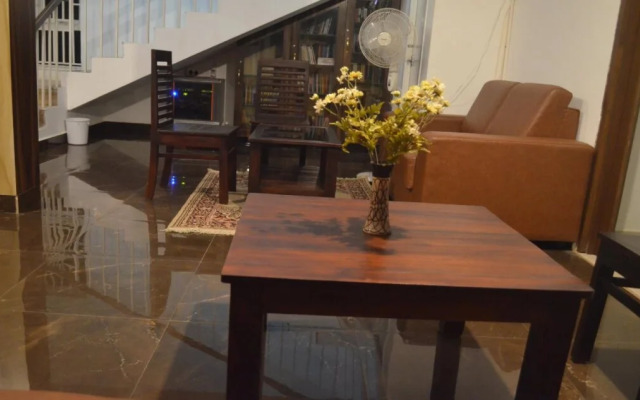Blackroots Serviced Apartments