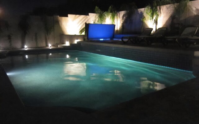 Casa Solara 4 Bedroom Home by RedAwning