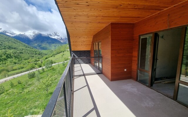 Becho House