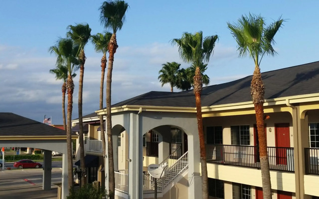 Texas Inn Downtown McAllen