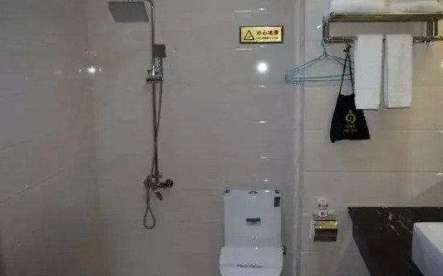 Hua Tian Hotel
