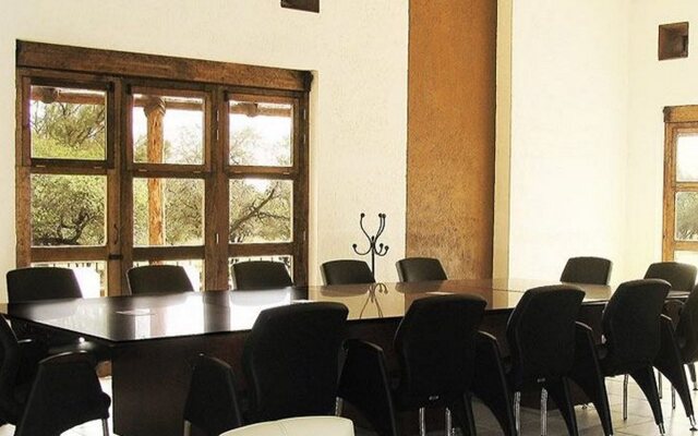 Hacienda Sepulveda Hotel & SPA