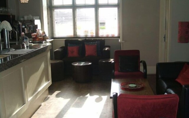 The Cliffemount Hotel