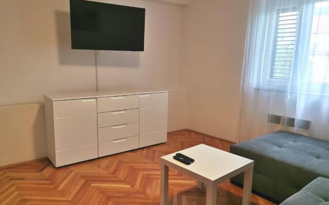 Family house Scardona - dreams by the river Krka