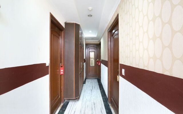 OYO 11371 Hotel M&V