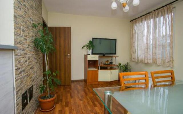 Apartment Yanevi