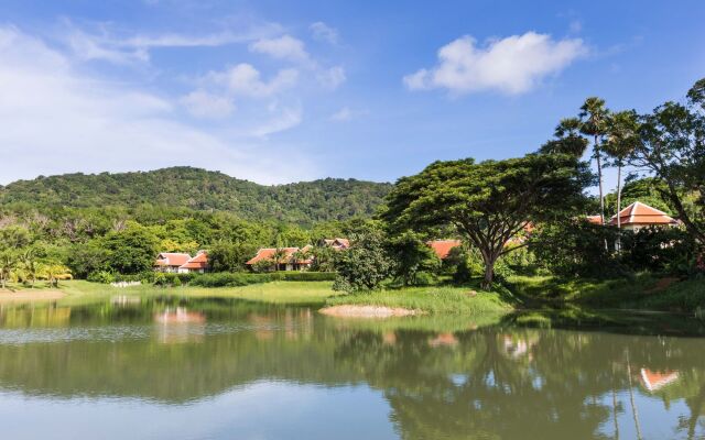 Nai Harn Baan-Bua Villas