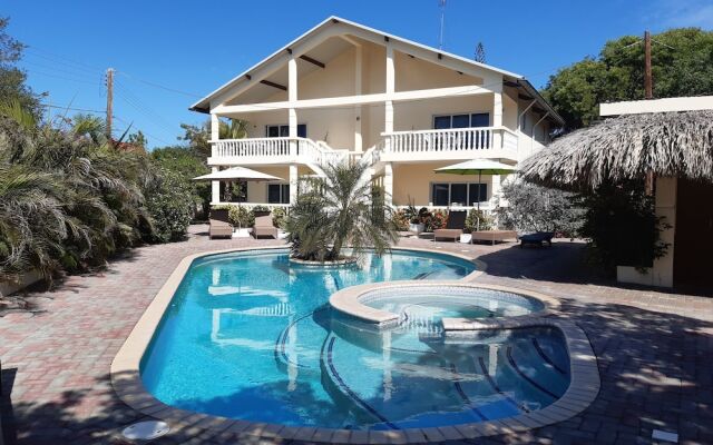Wayaca Mini Resort