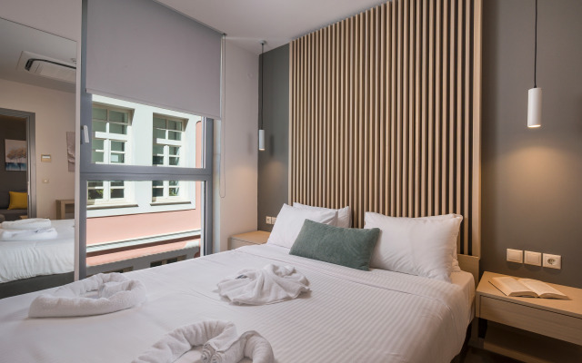 Trianon Luxury Apartments & Suites