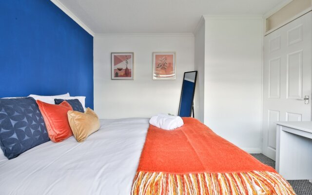 Spacious 3 Bedroom House in Barry
