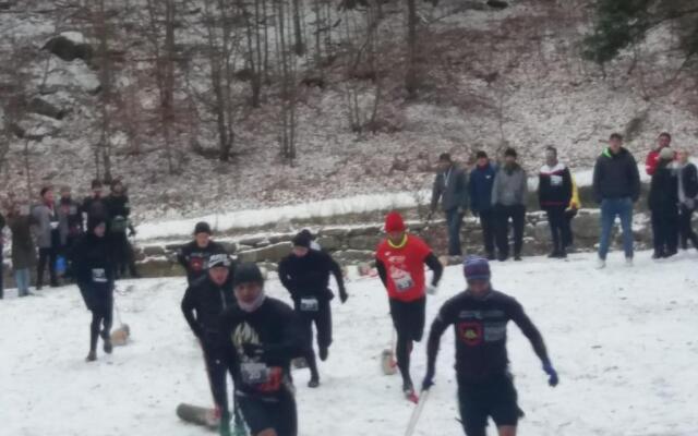 Zbójnicki Ostęp-Nocleg Trapera