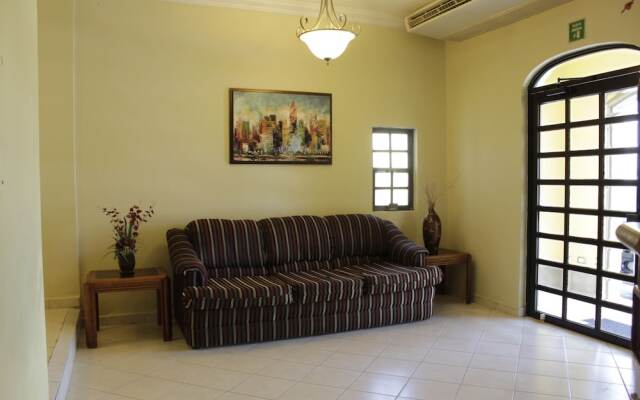 Hotel Flores Hills