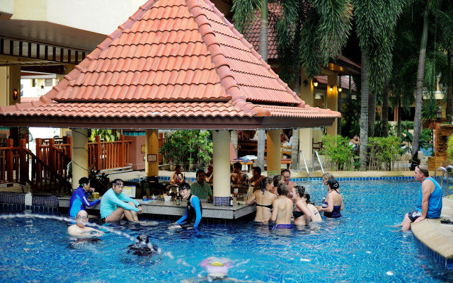 B Buri Hotel