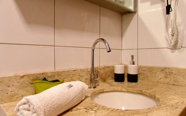 Apartamento com piscina e academia