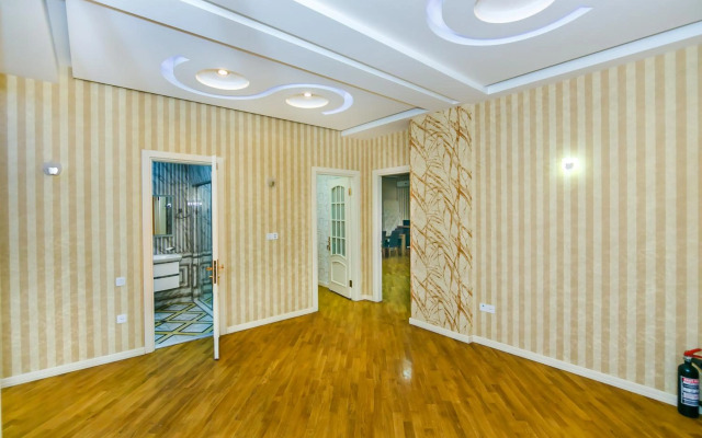 Luxe House in Nizami Street 1