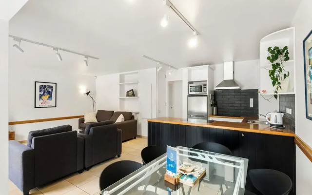 Waiheke Island - Onetangi Beachfront Apartments