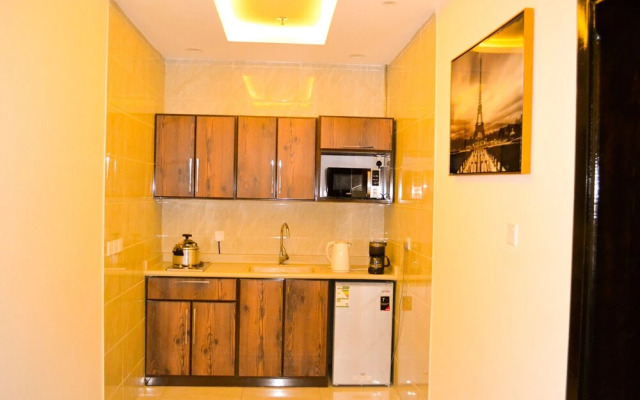 منتصف البيعة