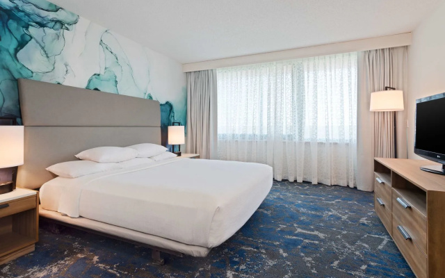 Embassy Suites by Hilton Tampa USF Near Busch Gardens