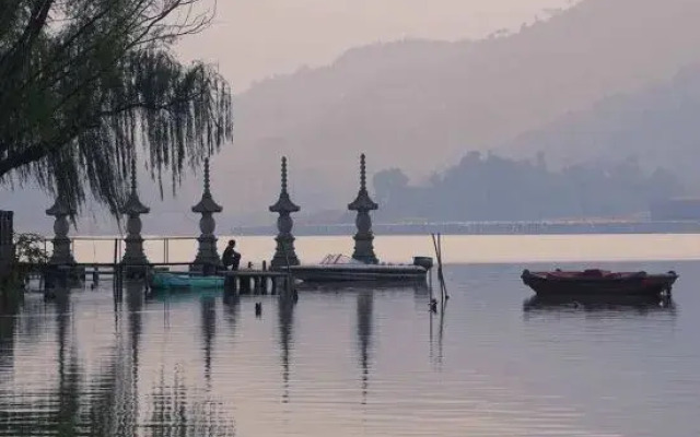 Tianhua Hotel