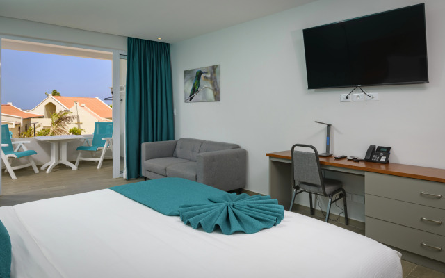 Captain Don's Habitat