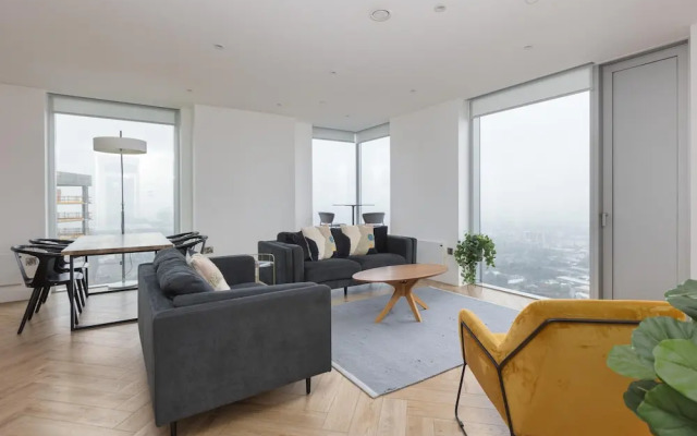 City Flat With Panoramic Views