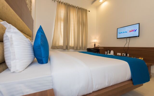 Hotel Sapphire World