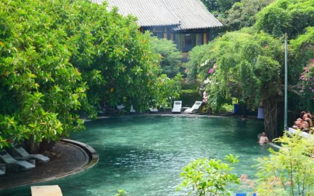 Putuoquan Hot Spring Resort