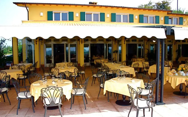 Hotel La Dolce Vita