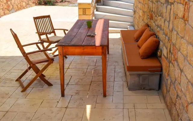 Villa Eleni - Private Pool Retreat Near Kardamili