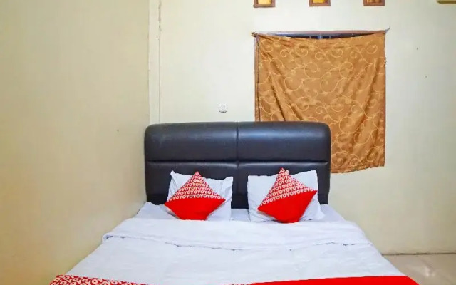 SPOT ON 90435 Rohana Homestay Syariah