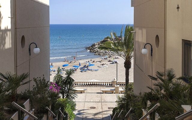 Apartment by the Sea