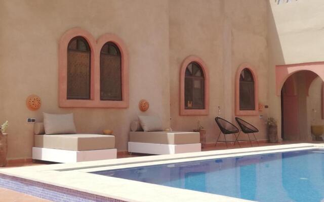 RIAD dar POUBLANC