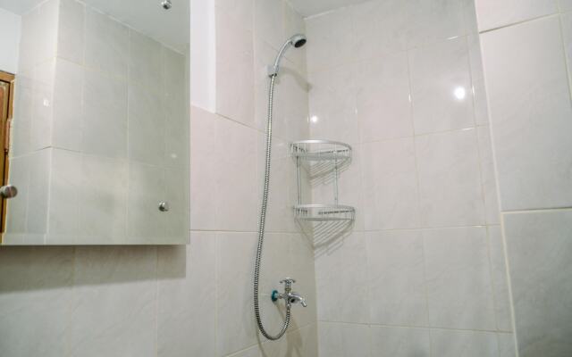 Stunning And Comfy Studio Amazana Serpong Apartment