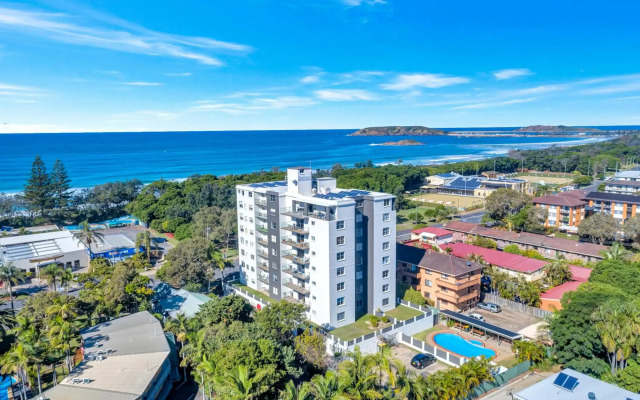 Tradewinds Apartments