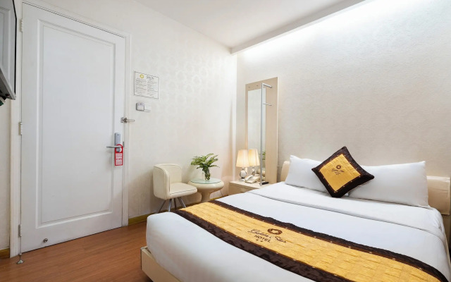 Golden Star Hotel
