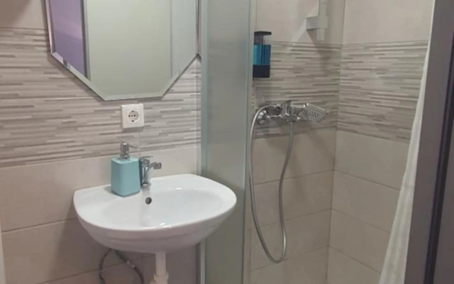 LAZY TURTLE, parking, barbecue, bicycle