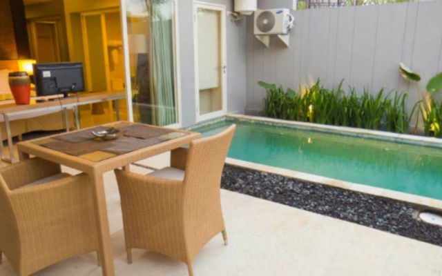 Garden Bay View Villas